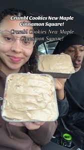 Crumble Cookie Cinnamon Squares