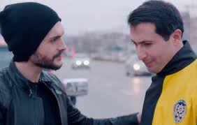 Bölümüne dahil olur olmaz ortalığı salladı. Cukur Un Emrah Amir I Alperen Duymaz Ekrana Damga Vurdu Izlesene Com