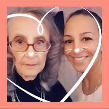 Remember as a kid eating an ice cream cone🍦 in the summer time and it  melting running down your hand/arm and licking 👅 it? 🤣