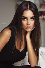 In 1997, agot #6, which had black hair, light skin and dark brown eyes was changed to a blonde with green eyes. Hd Wallpaper Portrait Women Model Face Nikolas Verano Green Eyes Brunette Wallpaper Flare