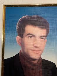 Arkadaşlar Vehbi Asteğmeni hatırlayan var mı ? Mükemmel bir insandı. Allah  rızası için teması olan varsa görüşen varsa söylesin 😥😥😥