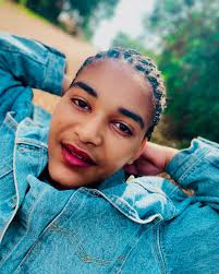 Heis_ellysavage😊 (@heis_ellysavage) • Instagram photos and videos