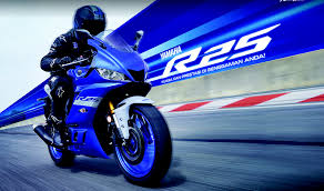 Dan di daerah lain mungkin akan terjadi perselisihan harga. 2020 Yamaha Yzf R25 Launched With A Price Of Rm19 998