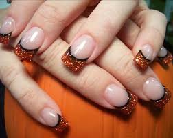Acrylic Black And Orange Halloween Nails Black And Orange Sparkle Brads Photo Gallery Mix Nails Design Black And Orange Glitter Halloween Acrylic Nails Orange Acrylic Nails Thanksgiving Nails