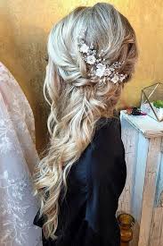 Short hair can have long layers too. 33 Stylish Wedding Hairstyles With Hair Down Wedding Forward Bridal Hair Down Long Hair Wedding Styles Wedding Hairstyles For Long Hair