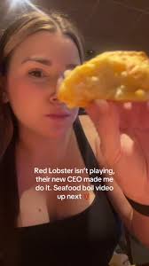 Cheddar biscuits and margaritas at @Red Lobster 🦞 what else could a g...