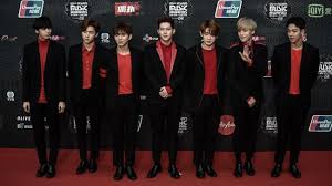 Mereka debut tanggal 14 maret 2015 melalui survival show bernama no.mercy dibawah naungan starship entertainment. Album Baru Monsta X Curi Perhatian Jepang Hingga Amerika