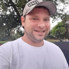 A viper v10 doesn't look to bad in a Hellcat huh!?