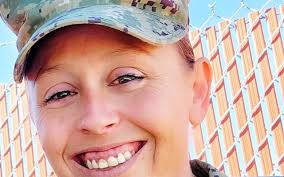 Dana Seward's Instagram, Twitter & Facebook