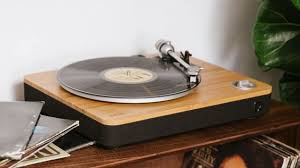 House Of Marley Stir It Up Turntable Review A Turntable That S Good For You And The Earth Too Turntable Record Player Turntable Record Player