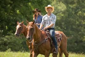 La risposta è nelle stelle andrà in onda oggi, mercoledì 28 aprile, nella prima serata di rai 2 a partire dalle 21.20.il film andato in onda con il titolo originale di the longest ride è stato. La Risposta E Nelle Stelle 10 Cose Che Non Sai Sul Film Cinefilos It