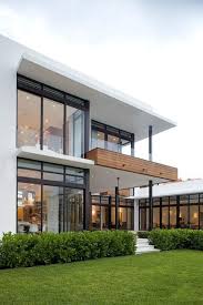 56 Stylish Home Black And White House Exterior Design 11 Oneonroom Modern House Design Modern Glass House Modern House Exterior