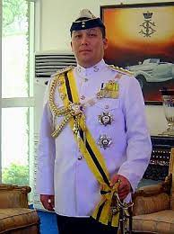 Duli yang amat mulia tunku ismail ibni sultan ibrahim d.k., s.p.m.j, s.s.i.j, p.i.s tunku mahkota johor. Warisan Raja Permaisuri Melayu Kerabat Damping Negeri Johor
