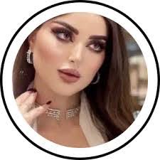 Sara Amrani's Instagram, Twitter & Facebook