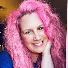 Jessy Clark's Instagram, Twitter & Facebook