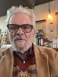 David Nigel Lloyd updated his profile picture.