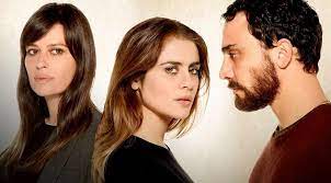 Terminerà questo lunedì la fiction chiamami ancora amore con protagonisti gli attori greta scarano e simone liberati.scopriamo allora la trama e le anticipazioni della quinta e della sesta puntata di chiamami ancora amore con le puntate intitolate la promessa e la prova.una volta ripercorsa l'intera storia di anna e enrico, all'assistente sociale non resta che concentrarsi. Chiamami Ancora Amore Finale Ultima Puntata Anna Ed Enrico Sconvolti Ravengami