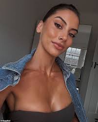 Claudia just wanted a fancy manicure