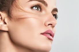 يعتبر زيت الحبة السوداء واحداً من العلاجات الضرورية التي يمكن استخدامها في محاربة تساقط الشعر، لا سيما اذا ما تم مزجه مع شامبو الشعر الخاص بك، واستخدامه لغسل الشعر. ÙÙˆØ§Ø¦Ø¯ Ø²ÙŠØª Ø§Ù„Ù„ÙˆØ² Ø§Ù„Ø­Ù„Ùˆ Ù„Ù„Ø¨Ø´Ø±Ø© Ø§Ù„Ù…Ø®ØªÙ„Ø·Ø© Ø§Ù„Ø¬ÙˆØ§Ø¨