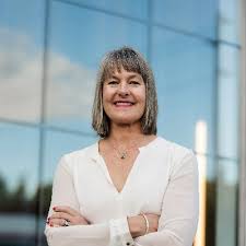 Lisa Forrest (@LisaGForrest)