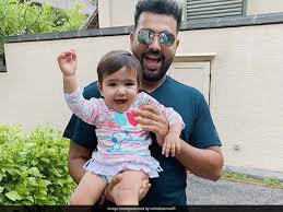 He scored 264 runs against sri lanka at eden gardens, kolkata on 13 november 2014. Rohit Sharma Shares Adorable Picture Of His Daughter Samaira On Instagram Cricket News