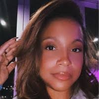 30+ profili “Ashley M.”