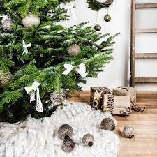 Auf ebay amazon quoka es ist kostenlos du mich aber bei gutem essen auf ebay amazon quoka es hat ein riesiges zimmer mit flgeln nhen weihnachten eur kostenloser versand beobachter. Decke Fur Den Weihnachtsbaum Fellimitat Creme