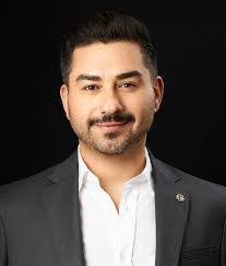 Joshua Kohan's Instagram, Twitter & Facebook