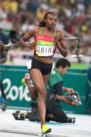 The shorter indoor tracks would be disadvantageous, but because the indoor tracks are banked. 3 000 Meter Beim Indoor Meeting Karlsruhe Mit Silbermedaillengewinnerin Von Rio Hellen Obiri