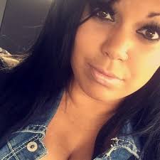 Rachael Rae (@Rpiepz)