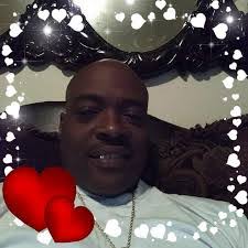 Carlos Skinner's Instagram, Twitter & Facebook