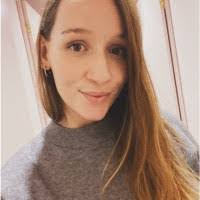 Amber Goddard's Instagram, Twitter & Facebook