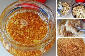Bagi anda yang tidak mengetahui, bawang putih memiliki manfaat yang beragam untuk tubuh. Cara Cara Buat Minyak Bawang Putih Secara Homemade