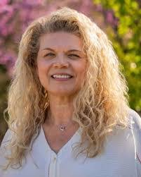 Rachel Westbrooks's Instagram, Twitter & Facebook