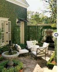 Formal European Front Yards Google Search Courtyard Gardens Design Small Courtyard Gardens Backyard Patio