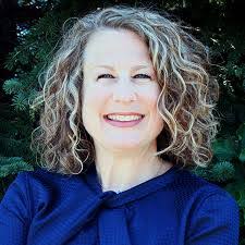 Shelly Green's Instagram, Twitter & Facebook