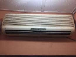 If you are in the middle of a remodel or have an older home with no air conditioner you may be considering having a unit installed. Second Hand Air Conditioner Everything You Need To Know Mobygeek Com