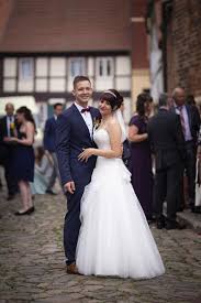 Brautpaar Nach Der Trauung In Tangermunde Hochzeitsfotografie Ideen Hochzeitsfotograf Hochzeitsfotografie
