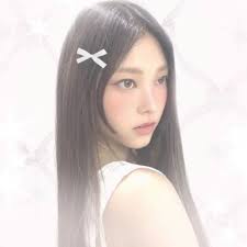 Jual READY newjeans ♡₊˚danielle apple photocard