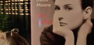 Transportul gratuit este un mare atu si de fiecare este un fel de continuare a cartii ma pierd in tine. Ma Regasesc In Noi De Jasinda Wilder Epica Recenzie