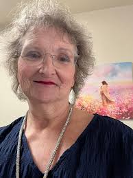 I am a widow. I am ready to travel to any country if you accept me. ❤️ 😍