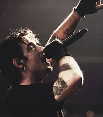 Adam Gontier Ex Vocal From Three Days Grace Adam Gontier Three Days Grace Singer
