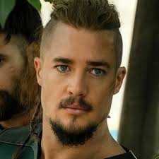 Uhtred of Bebbanburg ⚔️💙 #TheLastKingdom #Uhtred #AlexanderDreymon #Netflix