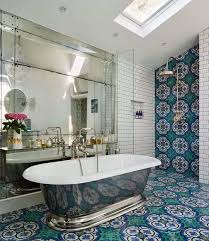 Spanische Badezimmer Bringen Meditarranen Hauch Ins Haus Bad Styling Viktorianisches Badezimmer Bad Inspiration