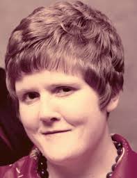 Elaine Dunk's Instagram, Twitter & Facebook