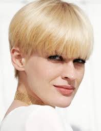 La Coupe Boule Ultra Lisse Coupe De Cheveux Cheveux Courts Cheveux Ultra Courts