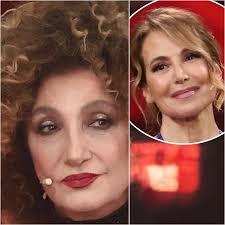 Si sfoghino con la signora D'Urso, che lei è sempre così», ha detto  Marcella Bella dietro le quinte di Ballando con le Stelle, imitando le  espressioni di Barbara D'Urso. Non si è