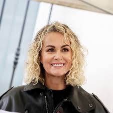 Laeticia Hallyday : la veuve de Johnny Hallyday vient de franchir un gros  cap avec son compagnon Frédéric !