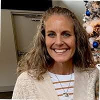 Beth Roush's Instagram, Twitter & Facebook