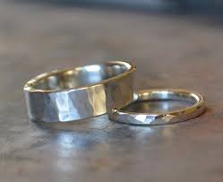 Silver Wedding Band Set His And Hers Hammered Sterling Silver Etsy Silver Wedding Bands Wedding Ring Sets Black Diamond Engagement Ring Set